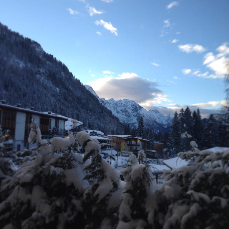 Hotel Chalet All'Imperatore Madonna di Campiglio Ngoại thất bức ảnh