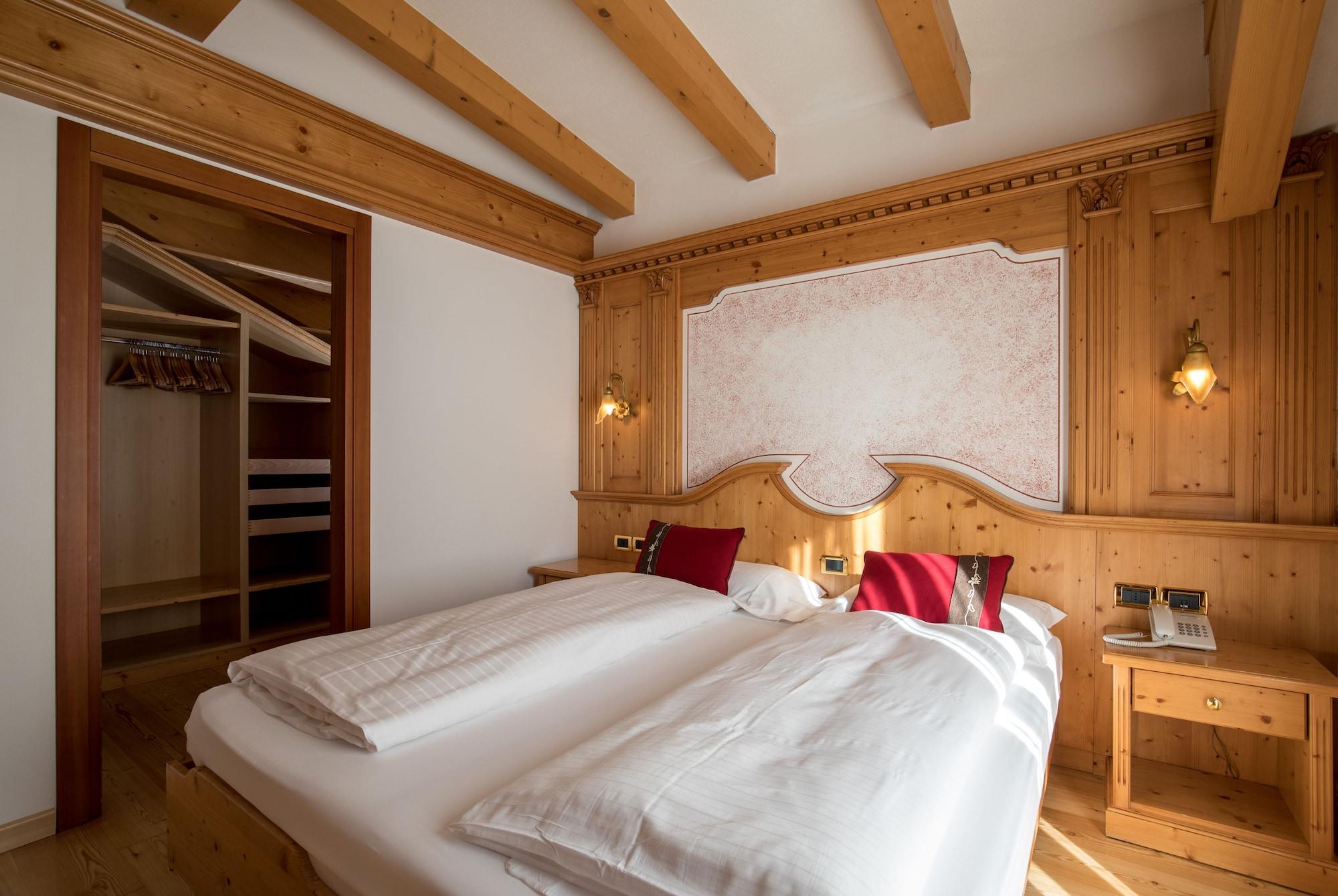 Hotel Chalet All'Imperatore Madonna di Campiglio Ngoại thất bức ảnh