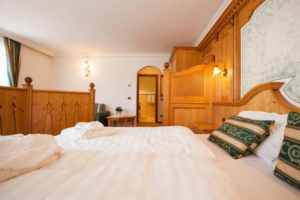 Hotel Chalet All'Imperatore Madonna di Campiglio Ngoại thất bức ảnh