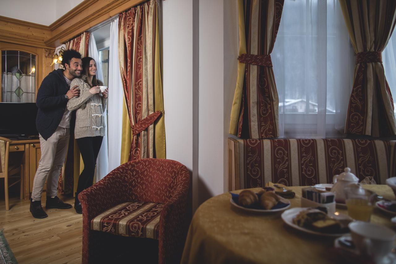 Hotel Chalet All'Imperatore Madonna di Campiglio Ngoại thất bức ảnh