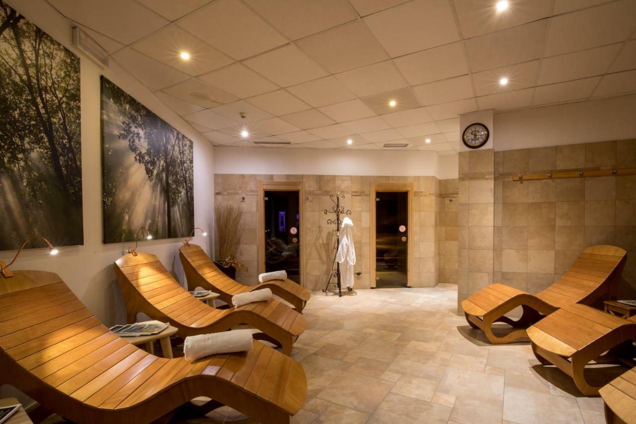 Hotel Chalet All'Imperatore Madonna di Campiglio Ngoại thất bức ảnh