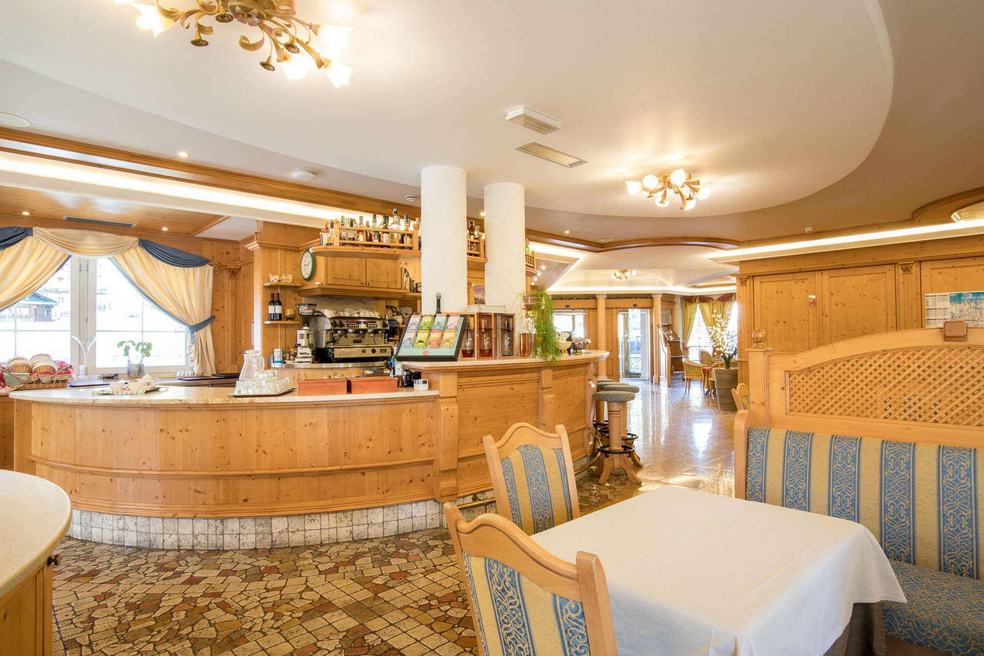Hotel Chalet All'Imperatore Madonna di Campiglio Ngoại thất bức ảnh